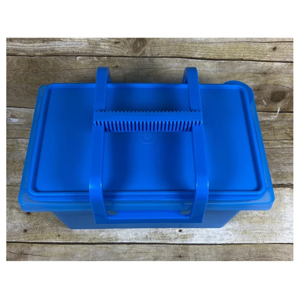 Tupperware Carry All Container with Lid and handle Picnic Basket Craft Box Yarn